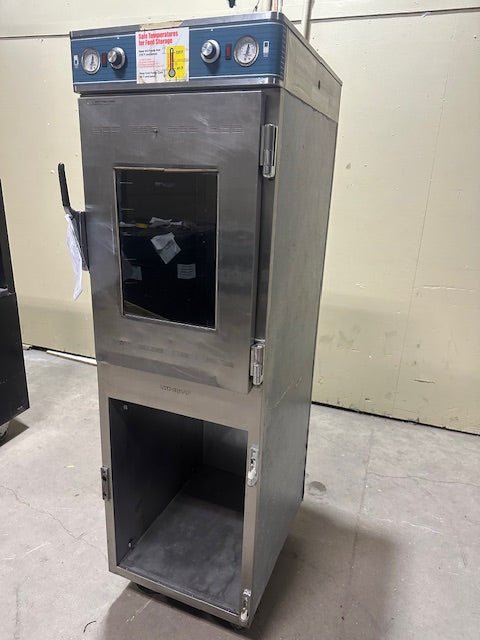 ALTO SHAAM OVEN WITH 8 RACKS ON TOP - BOTTOM NO DOOR OR RACKS MODEL 1000 - UP/P - Bargains R Ours - #collection_name#