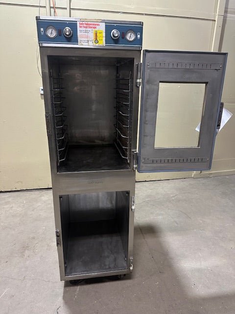 ALTO SHAAM OVEN WITH 8 RACKS ON TOP - BOTTOM NO DOOR OR RACKS MODEL 1000 - UP/P - Bargains R Ours - #collection_name#