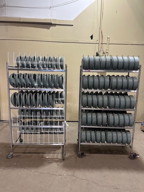 COMMERCIAL HD LOT OF 117 INSULATED DOMES & 152 BASES w/2 ROLLING RACKS - Bargains R Ours - #collection_name#