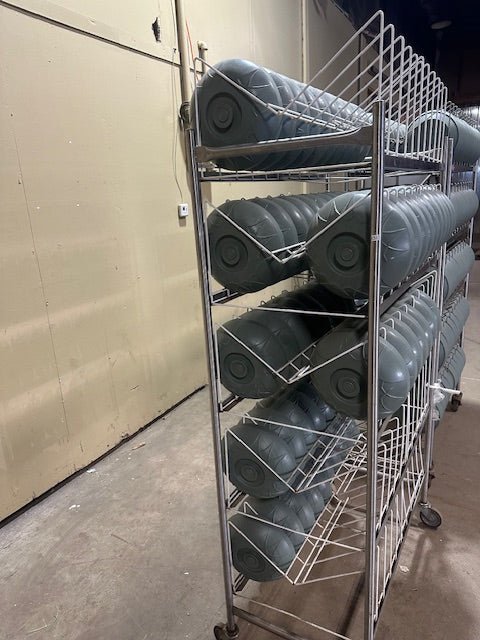 COMMERCIAL HD LOT OF 117 INSULATED DOMES & 152 BASES w/2 ROLLING RACKS - Bargains R Ours - #collection_name#