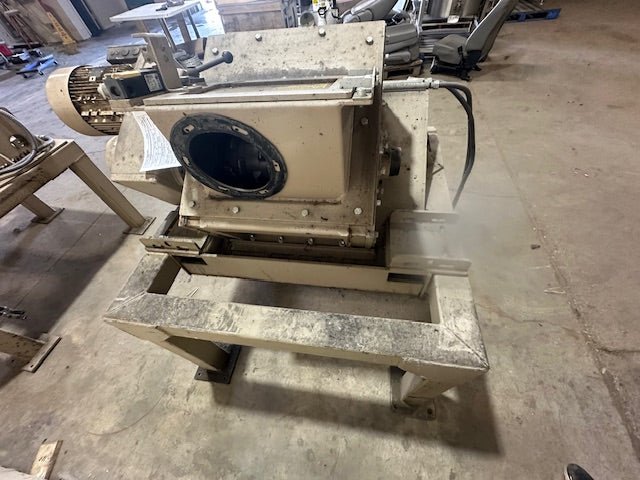 ERDWICH MOUNTED INDUSTRIAL SHREDDER MODEL 22812396 - Bargains R Ours - #collection_name#