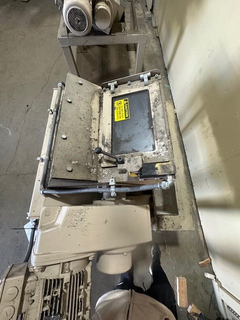 ERDWICH SINGLE SHAFT TABLE MOUNTED INDUSTRIAL SHREDDER - Bargains R Ours - #collection_name#