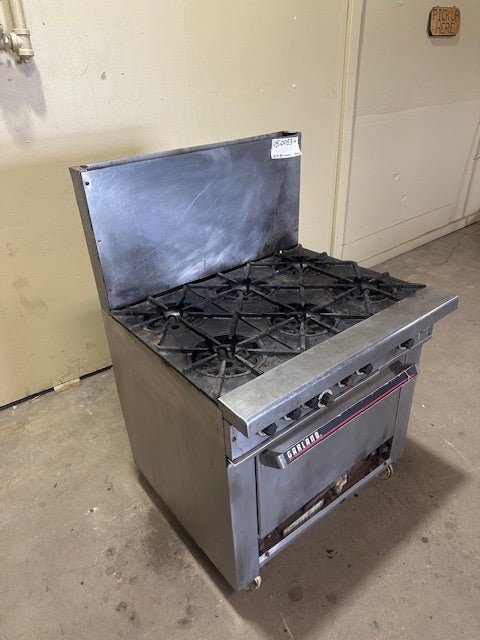 "GARLAND" 6 BURNERS STOVE RANGE WITH OVEN AND BACK SPLASH GUARDS(NATURAL GAS) - Bargains R Ours - #collection_name#