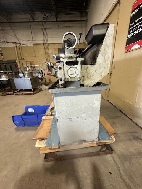 GEARED HEAD ENGINE LATHE 4 TOOTH JAW CHUNK 13" X 40" MAX SPINDLE SPEED 2000 RPM - Bargains R Ours - #collection_name#