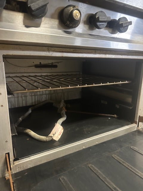 HOBART NATURAL GAS G BURNER AND STANDARD OVEN MODEL MGR36 - Bargains R Ours - #collection_name#