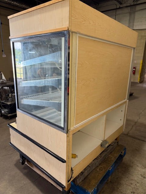 "KASON" DONUT DISPLAY CABINET WITH TWO NAPKIN DISPENSERS AND 3 DOORS (ON CASTER) - Bargains R Ours - #collection_name#