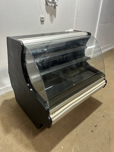 " LIGHTED CURVED GLASS REFRIGERATED BAKERY DISPLAY CASE - Bargains R Ours - #collection_name#