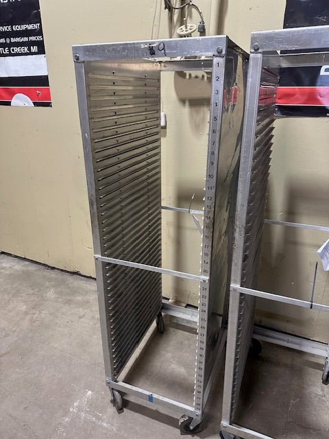 ***LOT OF 4*** SECO PRODUCTS ALUMINUM BAKERY RACKS ON CASTERS - Bargains R Ours - #collection_name#