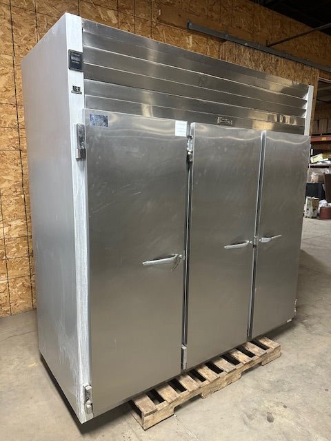 ****MECHANICS SPECIALS**** "TRAULSEN" 3 DOORS REFRIGERATOR /COOLER - Bargains R Ours - #collection_name#