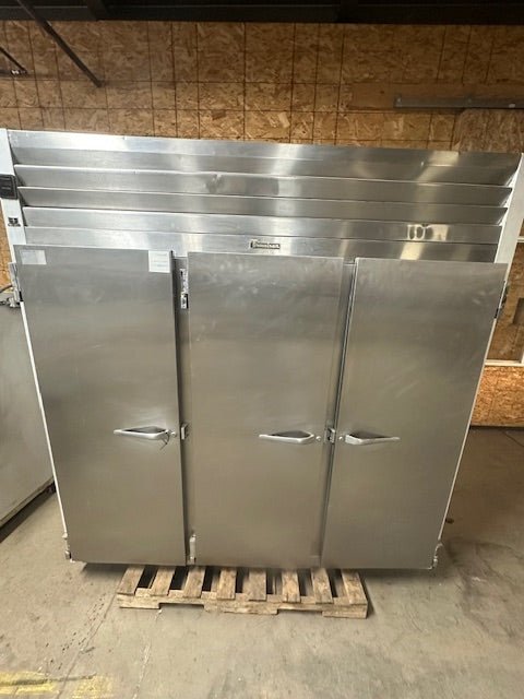 ****MECHANICS SPECIALS**** "TRAULSEN" 3 DOORS REFRIGERATOR /COOLER - Bargains R Ours - #collection_name#