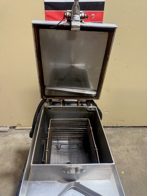 ****MECHANICS SPECIALS****"HENNY PENNY" ELECTRIC PRESSURE FRYER - Bargains R Ours - #collection_name#