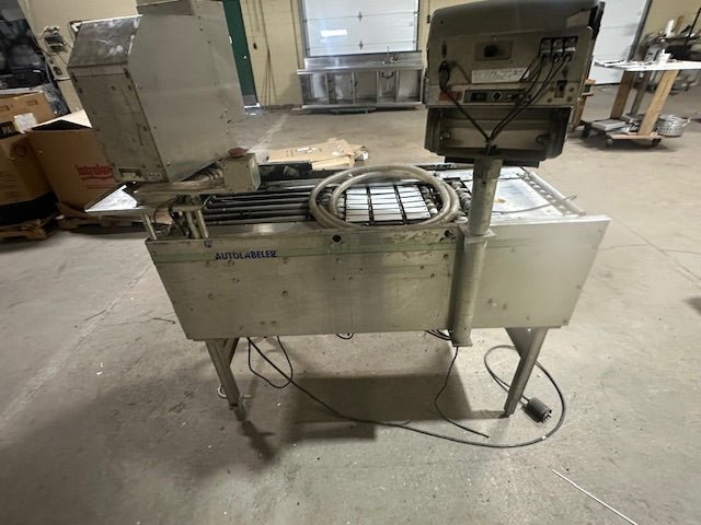 METTLER TOLEDO AUTO LABELER WITH MONITOR AND PRINTER MODEL 0317 - 2001 - 000 - Bargains R Ours - #collection_name#