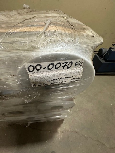 **NEW** PALLET OF 32 ROLLS PERFORATED CENTERFOLD CLEAR WRAPPING SHRINK FILM FOR EASTEY SHRINK MACHINE - Bargains R Ours - #collection_name#