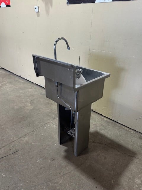 "STAINLESS STEEL HAND WASH SINK WITH HOT/COLD FUNCTION - Bargains R Ours - #collection_name#