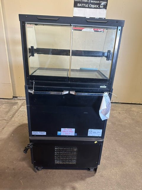 "STRUCTURAL CONCEPTS" OASIS BAKED GOOD DISPLAY WITH REFRIGERATED BOTTOM DISPLAY CASE - Bargains R Ours - #collection_name#