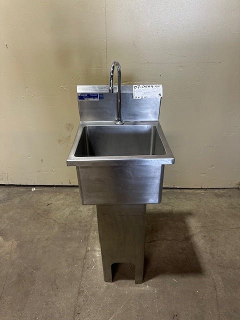 UNIVERSAL STAINLESS STEEL FREE STANDING HAND WASH SINK STATION 7" TALL BACK SPLASH GUARD 12"TALL GOOSE NECK FAUCET - Bargains R Ours - #collection_name#