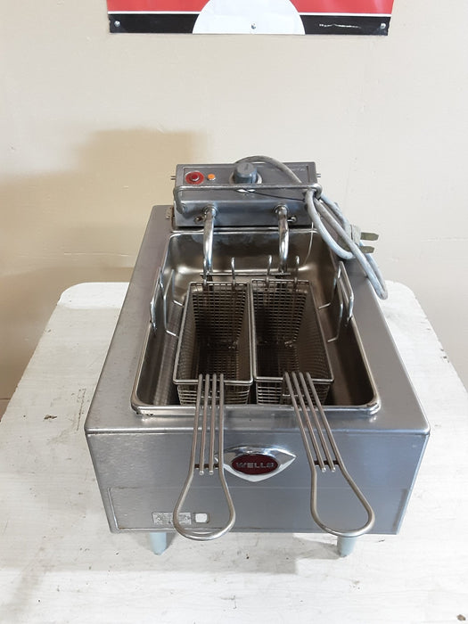 "WELLS" F49 COUNTERTOP TWIN BASKET ELECTRIC FRYER - Bargains R Ours - #collection_name#